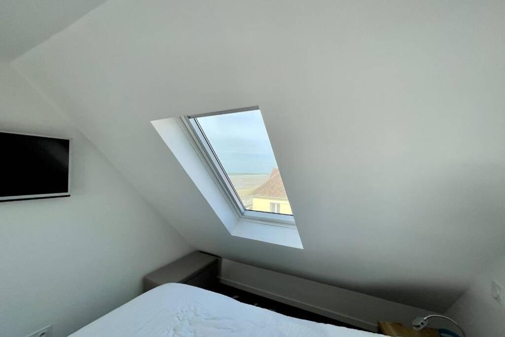 Duplex Avec Jacuzzi Vue Imprenable Sur La Baie De Wissant Apartment Luaran gambar