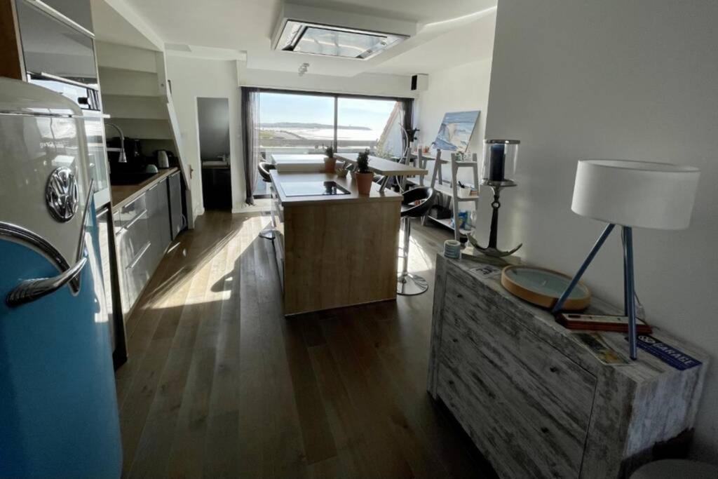 Duplex Avec Jacuzzi Vue Imprenable Sur La Baie De Wissant Apartment Luaran gambar